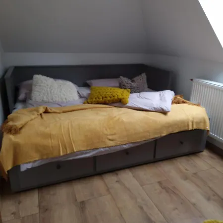 Farma Opacita Valaska Bela