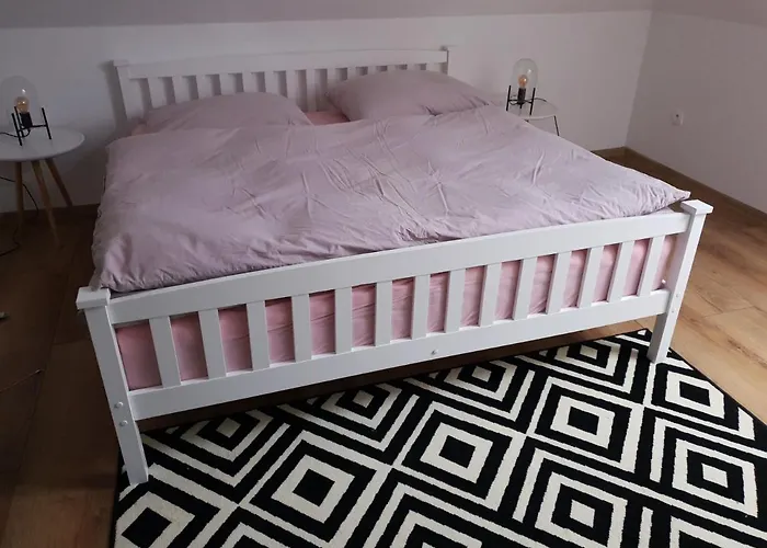 Farma Opacita בית נופש